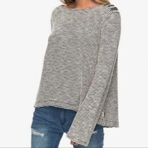 Roxy Sweater in Charcoal Heather size Medium